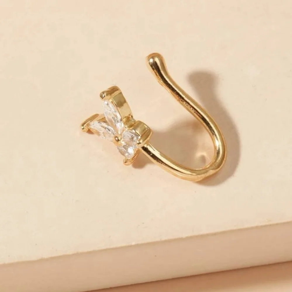 *Prescilla* Nose Ring Cuff - Picture 4 of 4